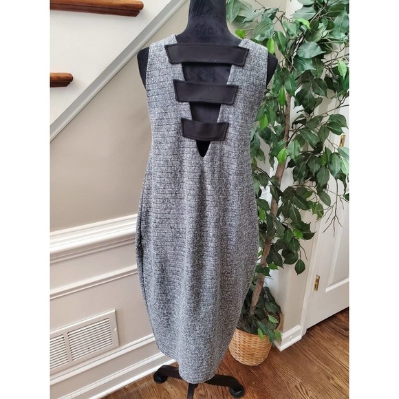 Noni Teen Women's Gray Polyester Round Neck Sleeveless Knee Length Dress Small - Picture 3 of 11